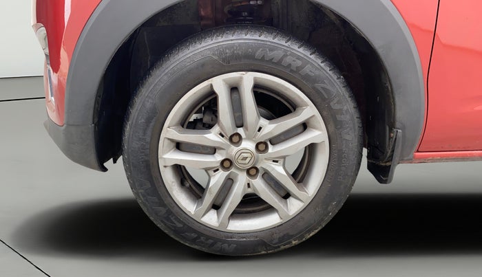 2020 Renault TRIBER RXZ AMT, Petrol, Automatic, 29,884 km, Left Front Wheel