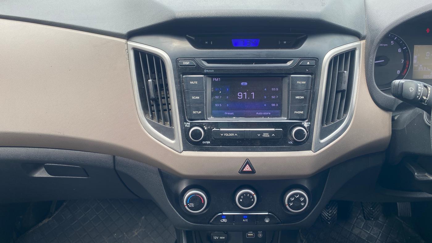2016 Hyundai Creta BASE 1.6 PETROL, Petrol, Manual, 88,574 km, Air Conditioner