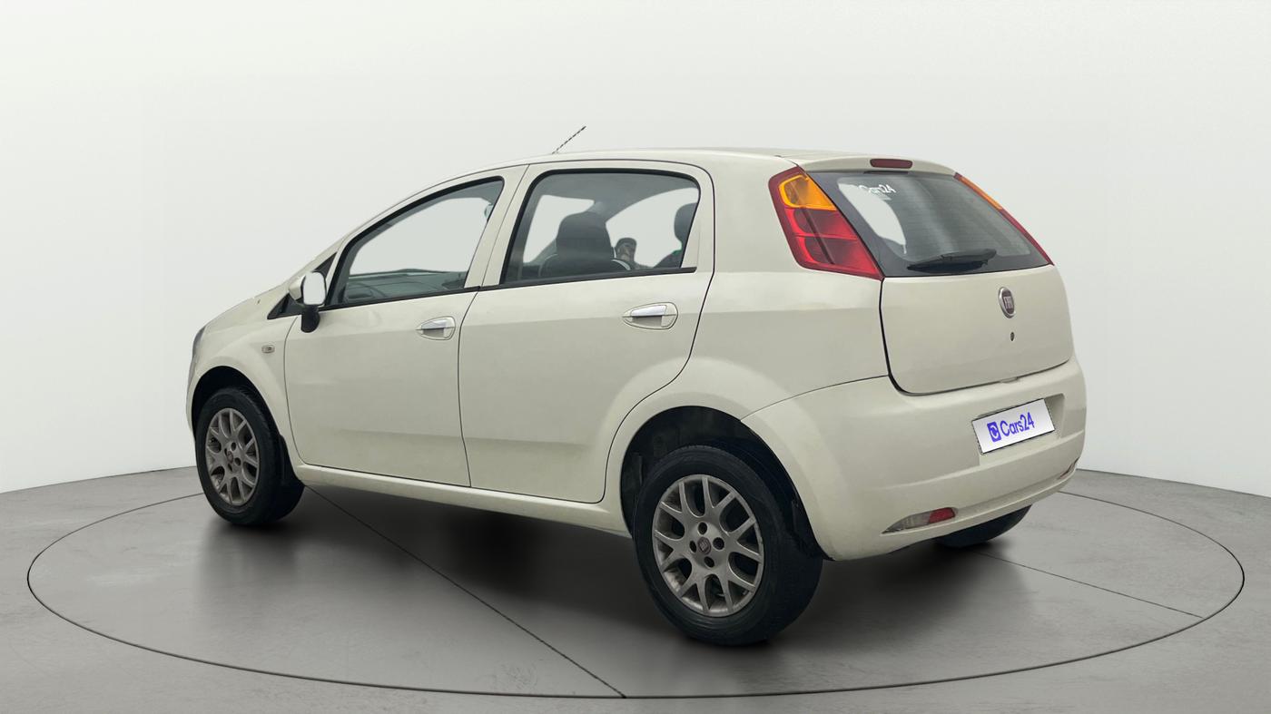 2013 Fiat Grand Punto Emotion 1.3, Diesel, Manual, 1,05,831 km, Left Back Diagonal
