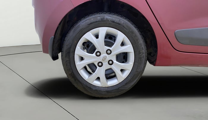 2015 Hyundai Grand i10 SPORTZ 1.2 KAPPA VTVT, Petrol, Manual, 94,438 km, Right Rear Wheel