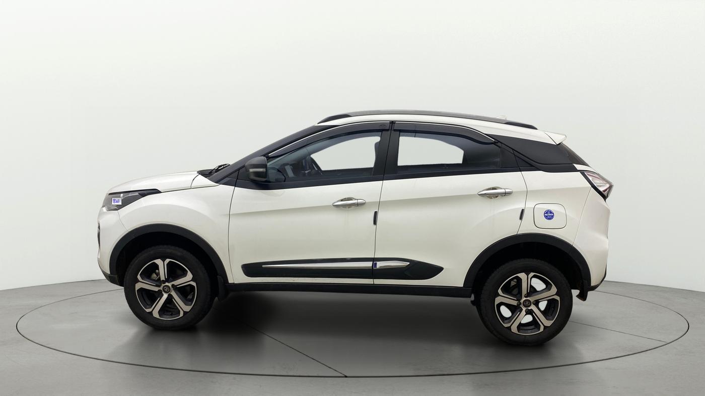 2023 Tata NEXON XM SUNROOF PETROL, Petrol, Manual, 37,031 km, Left Side