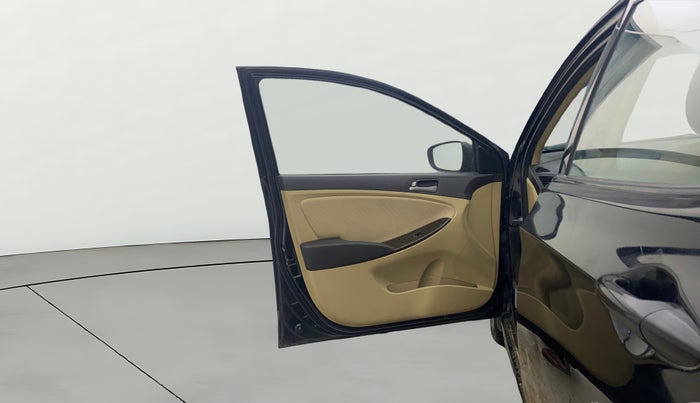 2016 Hyundai Verna 1.6 VTVT S AT, Petrol, Automatic, 53,415 km, LHS Front Door