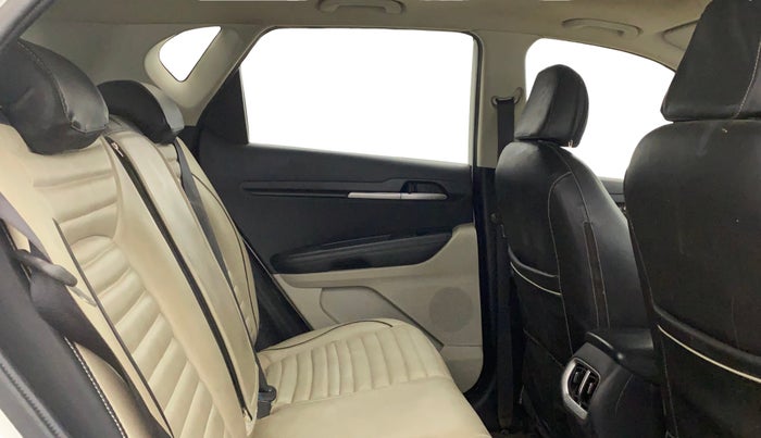2021 KIA SONET HTX 1.0 IMT, Petrol, Manual, 39,788 km, Right Side Rear Door Cabin