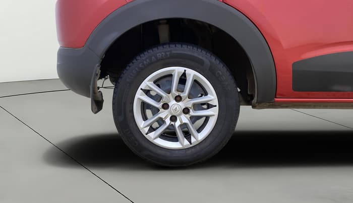 2019 Renault TRIBER RXT, Petrol, Manual, 11,487 km, Right Rear Wheel