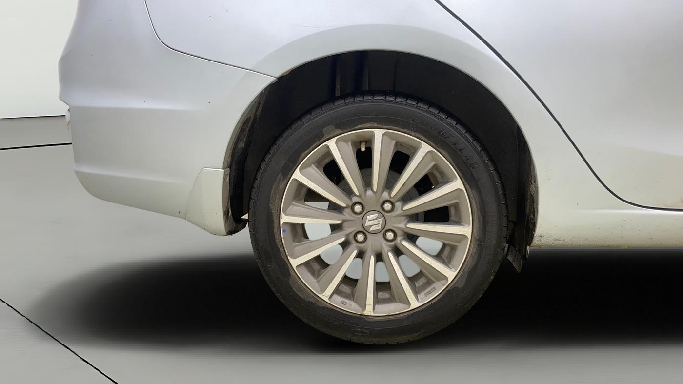 2023 Maruti Ciaz ALPHA  AT 1.5 SHVS PETROL, Petrol, Automatic, 37,327 km, Right Rear Wheel