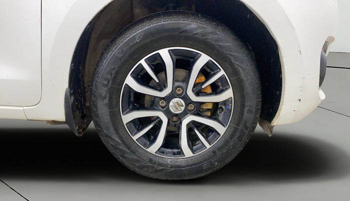 2020 Maruti Swift VXI, Petrol, Manual, 33,785 km, Right Front Wheel