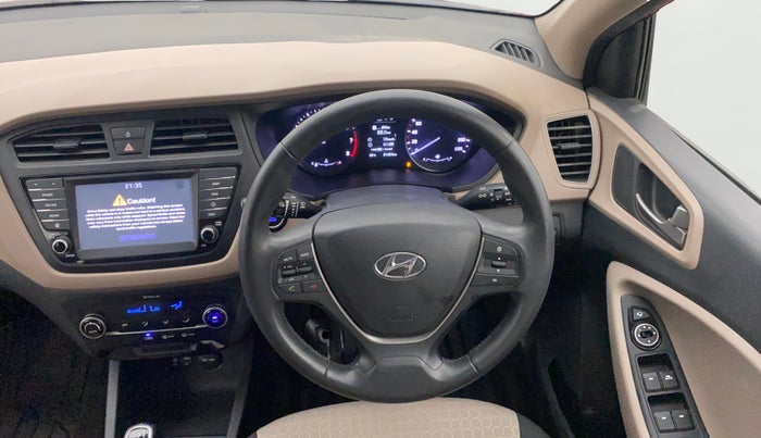 2017 Hyundai Elite i20 ASTA 1.2 (O), Petrol, Manual, 31,399 km, Steering Wheel Close Up