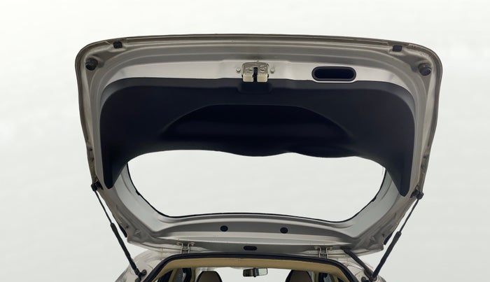 2015 Honda Jazz 1.5L I-DTEC V, Diesel, Manual, 97,739 km, Boot Door Open