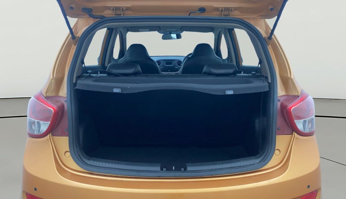 2016 Hyundai Grand i10 ASTA (O) 1.2 KAPPA VTVT, Petrol, Manual, 40,096 km, Boot Open Zoomed View