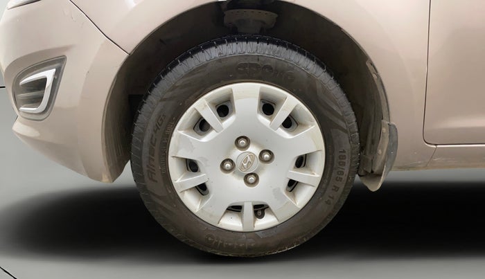 2012 Hyundai i20 MAGNA (O) 1.2, Petrol, Manual, 55,696 km, Left Front Wheel