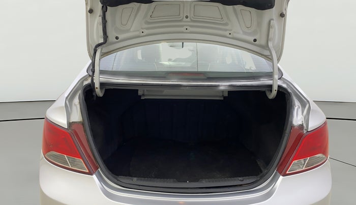 2016 Hyundai Verna 1.6 CRDI S, Diesel, Manual, 1,20,751 km, Boot Open Zoomed View