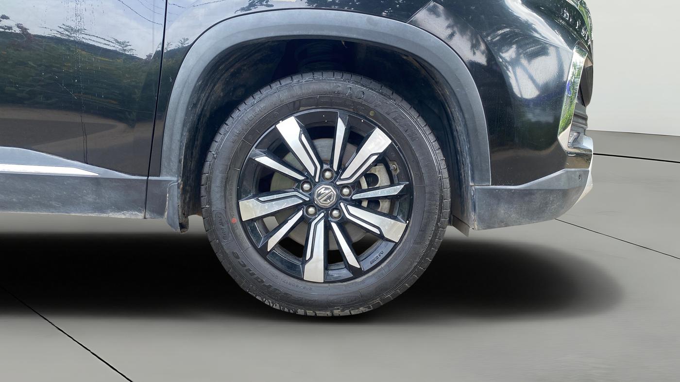 2021 MG HECTOR SHARP 1.5 TURBO HYBRID MT DUAL TONE, Petrol, Manual, 48,307 km, Right Front Wheel