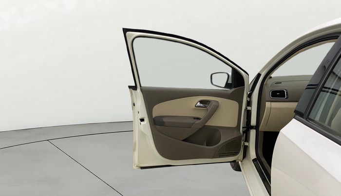 2014 Skoda Rapid ELEGANCE 1.6 MPI AT, Petrol, Automatic, 62,543 km, LHS Front Door