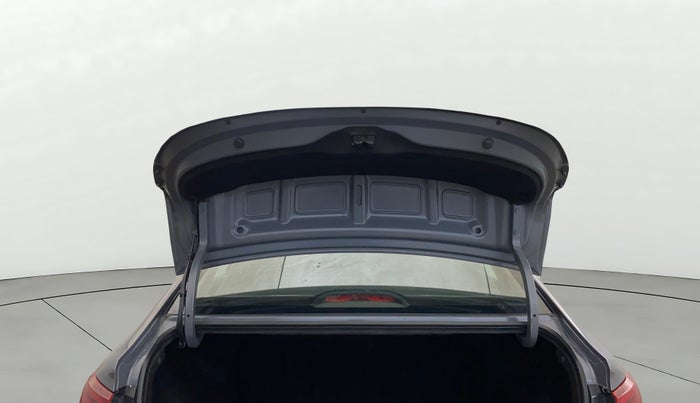 2017 Hyundai Verna 1.6 VTVT SX (O) AT, Petrol, Automatic, 54,686 km, Boot Door Open