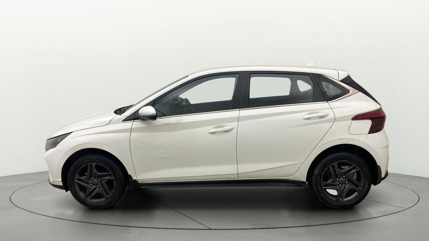 2022 Hyundai NEW I20 Sportz 1.2 IVT, Petrol, Automatic, 57,583 km, Left Side
