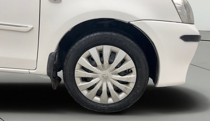 2014 Toyota Etios G, Petrol, Manual, 26,781 km, Right Front Wheel