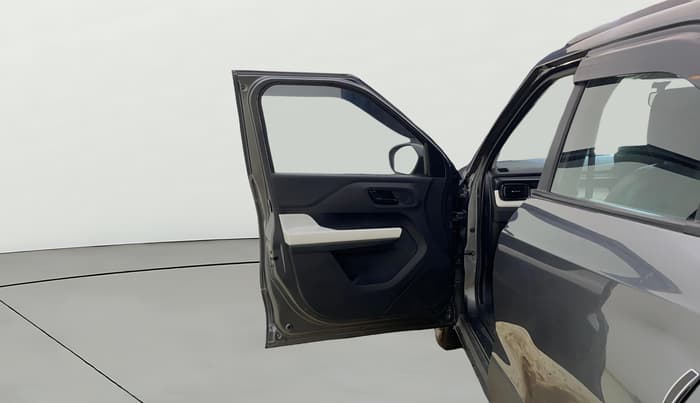 2024 Tata PUNCH PURE MT CNG, CNG, Manual, 21,930 km, LHS Front Door