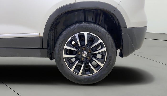 2022 Toyota URBAN CRUISER PREMIUM GRADE AT, Petrol, Automatic, 34,033 km, Left Rear Wheel