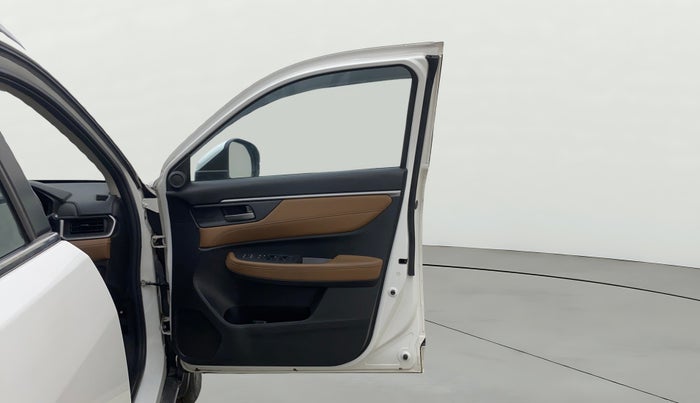 2023 Honda ELEVATE ZX CVT, Petrol, Automatic, 11,488 km, RHS Front Door