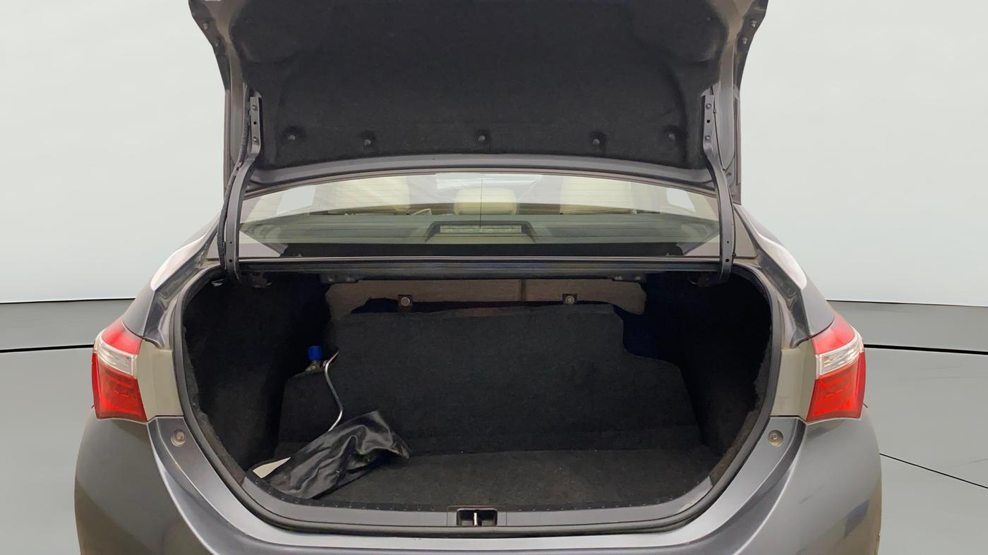 2016 Toyota Corolla Altis VL CVT PETROL, CNG, Automatic, 1,11,426 km, Boot Open Zoomed View