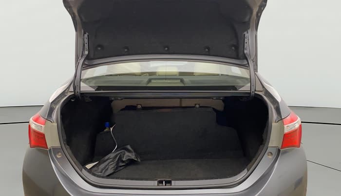 2016 Toyota Corolla Altis VL CVT PETROL, CNG, Automatic, 1,11,426 km, Boot Open Zoomed View