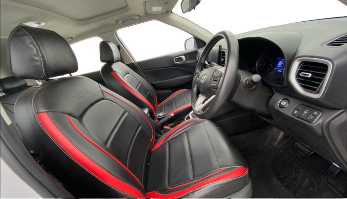 2020 Hyundai VENUE SX PLUS 1.0 TURBO DCT, Petrol, Automatic, 54,804 km, Right Side Front Door Cabin