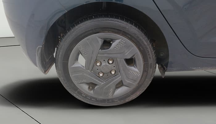 2022 Hyundai GRAND I10 NIOS MAGNA CORPORATE EDITION 1.2 KAPPA VTVT, Petrol, Manual, 18,321 km, Right Rear Wheel