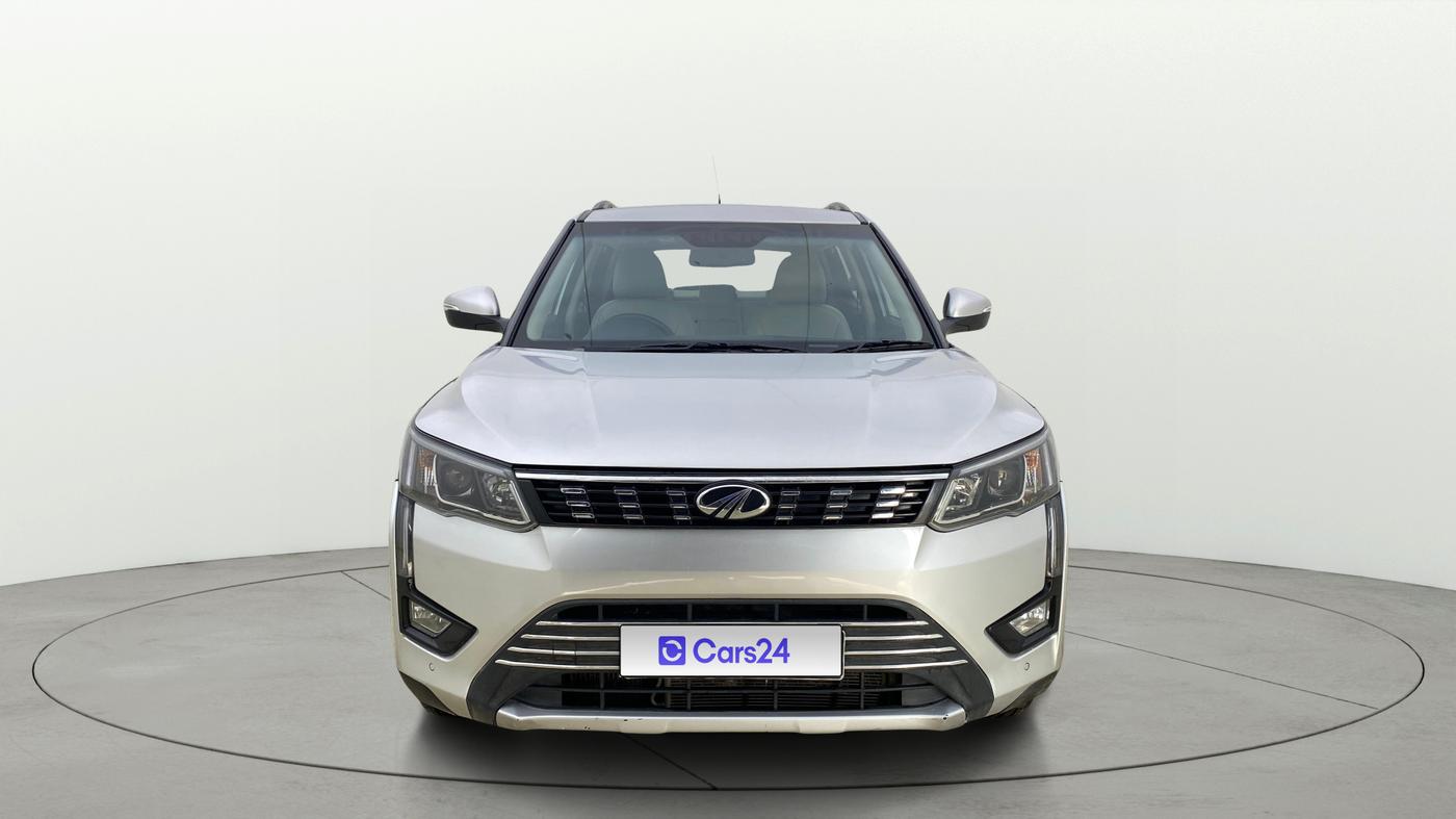 2021 Mahindra XUV300 W8 (O) 1.5 DIESEL, Diesel, Manual, 98,417 km, Front