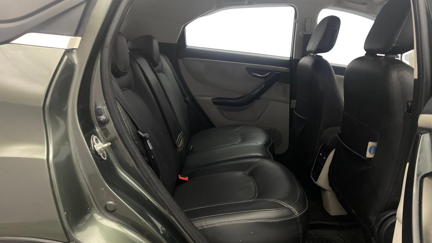 2021 Tata NEXON XZ PLUS PETROL SUNROOF, Petrol, Manual, 54,949 km, Right Side Rear Door Cabin