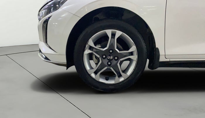 2025 Hyundai NEW I20 SPORTZ 1.2 MT, Petrol, Manual, 5,349 km, Left Front Wheel