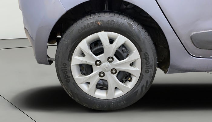 2015 Hyundai Grand i10 SPORTZ 1.2 KAPPA VTVT, Petrol, Manual, 86,970 km, Right Rear Wheel