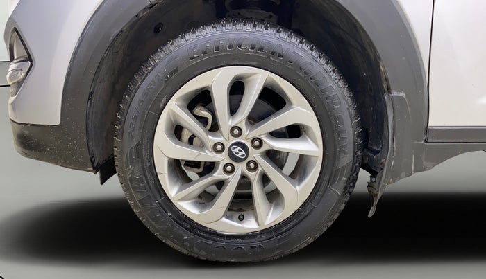 2017 Hyundai Tucson 2WD MT PETROL, Petrol, Manual, 72,220 km, Left Front Wheel