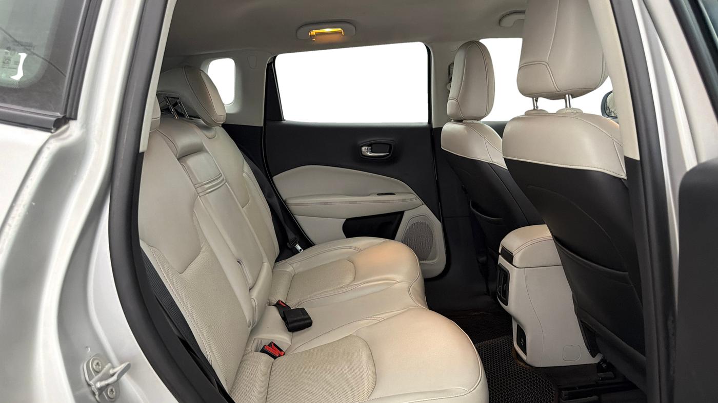 2017 Jeep Compass LIMITED 1.4 PETROL AT, Petrol, Automatic, 93,055 km, Right Side Rear Door Cabin