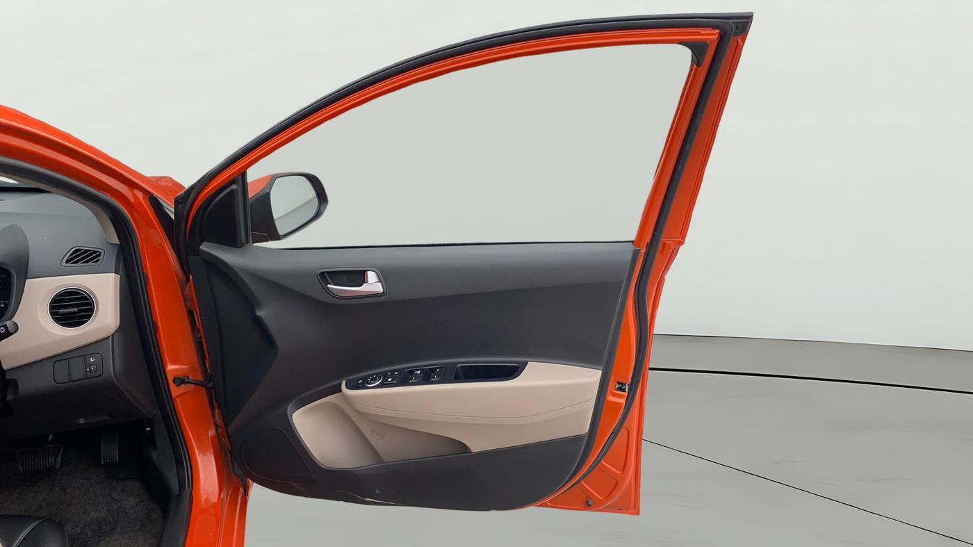 2018 Hyundai Grand i10 SPORTZ AT 1.2 KAPPA VTVT, Petrol, Automatic, 23,239 km, RHS Front Door