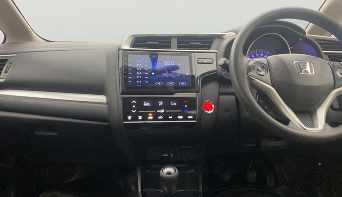 2018 Honda WR-V 1.5L I-DTEC VX MT, Diesel, Manual, 1,09,212 km, Air Conditioner
