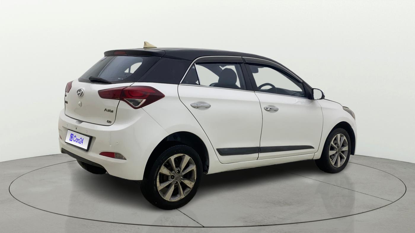 2015 Hyundai Elite i20 ASTA 1.2, CNG, Manual, 1,24,794 km, Right Back Diagonal