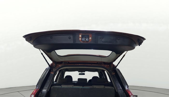 2018 Mahindra XUV500 W5, Diesel, Manual, 78,284 km, Boot Door Open