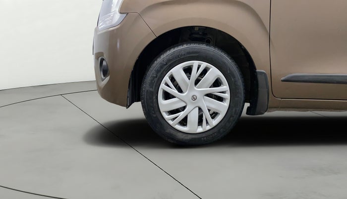 2023 Maruti New Wagon-R VXI CNG 1.0, CNG, Manual, 38,022 km, Left Front Wheel