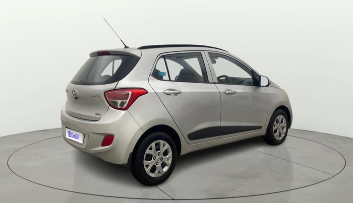 2016 Hyundai Grand i10 SPORTZ 1.2 KAPPA VTVT, Petrol, Manual, 49,219 km, Right Back Diagonal
