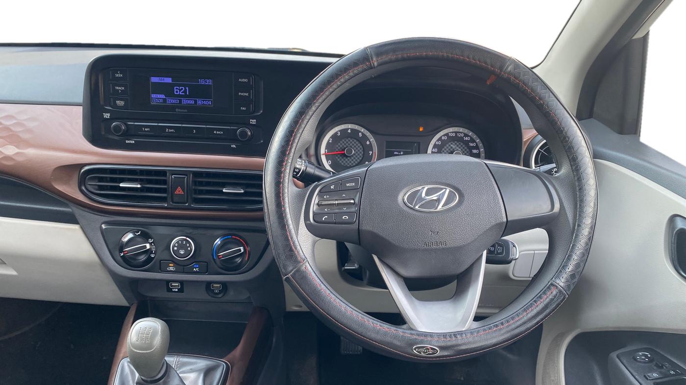 2020 Hyundai AURA S 1.2, Petrol, Manual, 36,894 km, Steering Wheel Close Up