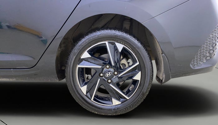 2021 Hyundai Verna SX (O) 1.0 TURBO DCT, Petrol, Automatic, 19,469 km, Left Rear Wheel