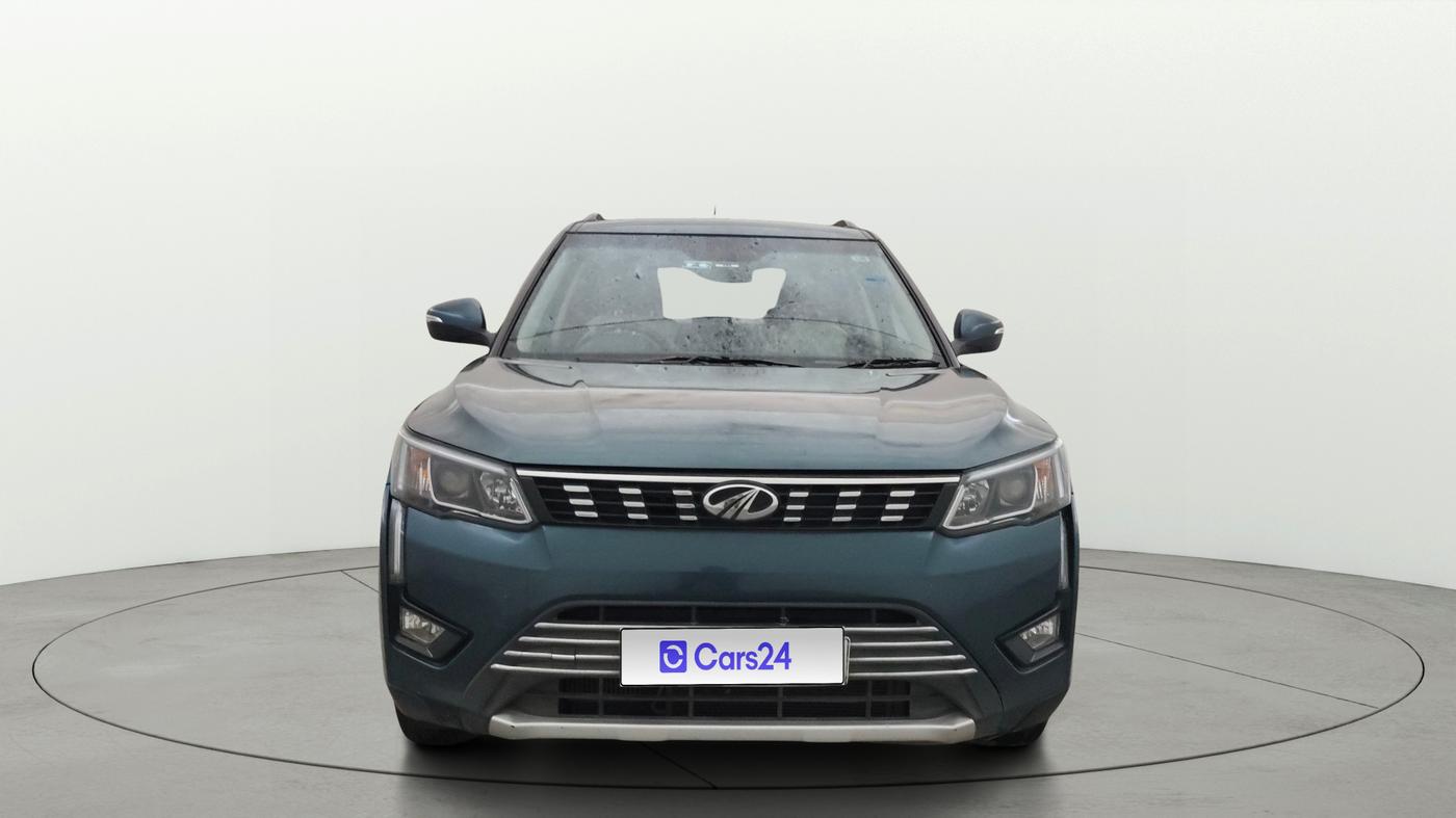 2021 Mahindra XUV300 W8 1.2 PETROL, Petrol, Manual, 53,989 km, Front