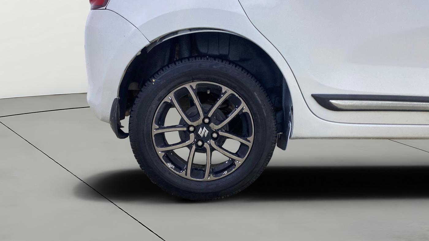2021 Maruti Swift ZXI PLUS AMT, Petrol, Automatic, 83,037 km, Right Rear Wheel