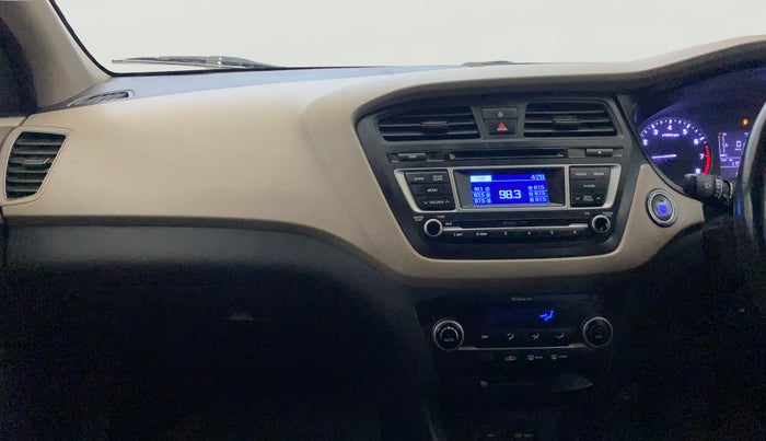 2014 Hyundai Elite i20 SPORTZ 1.2 (O), Petrol, Manual, 67,213 km, Air Conditioner