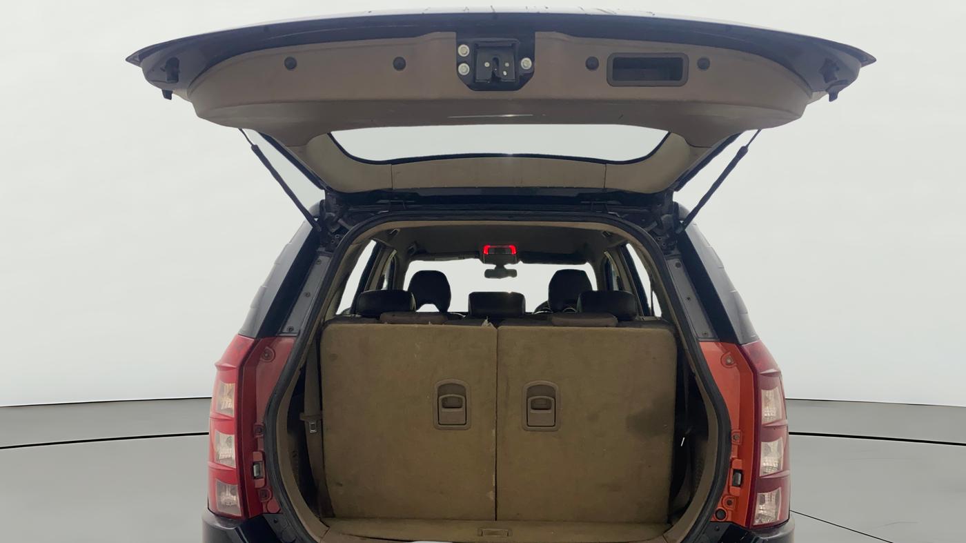 2012 Mahindra XUV500 W8, Diesel, Manual, 1,39,724 km, Boot Door Open