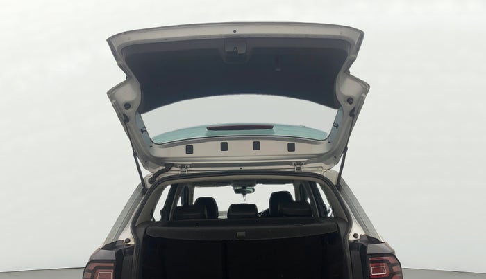 2023 Volkswagen TAIGUN HIGHLINE 1.0 TSI MT, Petrol, Manual, 48,669 km, Boot Door Open