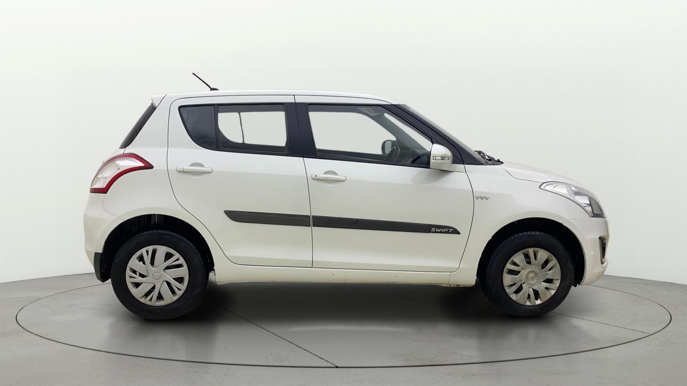 2015 Maruti Swift VXI, Petrol, Manual, 58,070 km, Right Side View