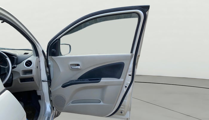 2015 Maruti Celerio VXI, Petrol, Manual, 31,555 km, RHS Front Door