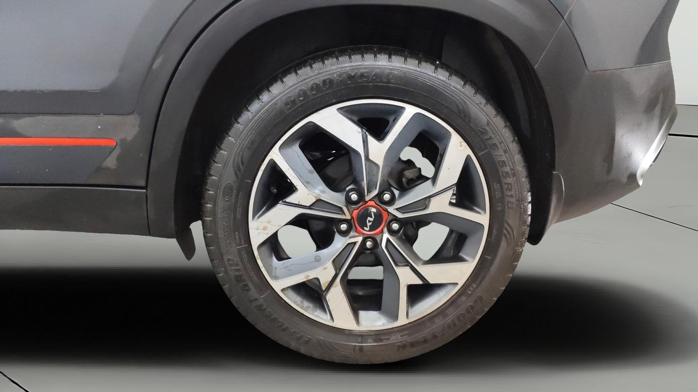 2022 KIA SELTOS X LINE 1.5 DIESEL AT, Diesel, Automatic, 42,921 km, Left Rear Wheel