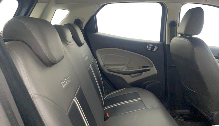 2017 Ford Ecosport TREND+ 1.5L DIESEL, Diesel, Manual, 83,122 km, Right Side Rear Door Cabin